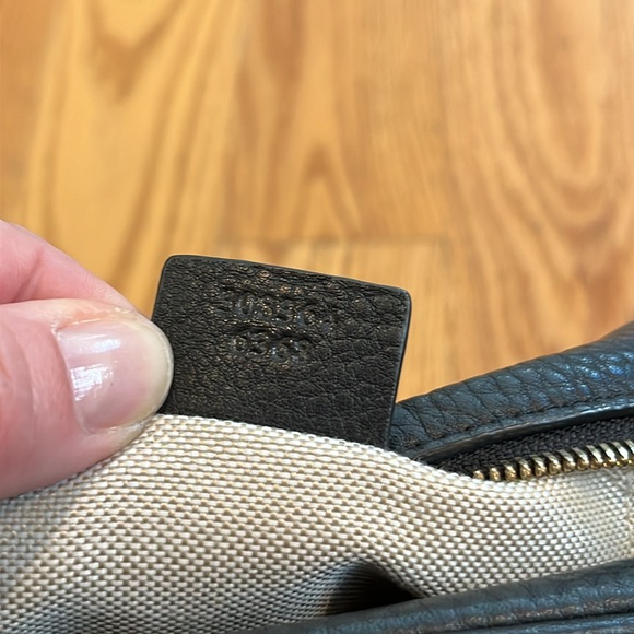 Authentic Gucci Soho Disco Bag Black Pebbled - Picture 11 of 17